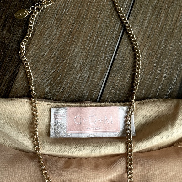 Textured Dot Design Top - Picture 4 of 4